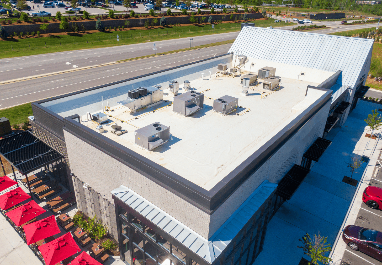 Commercial roofing contractors Marana